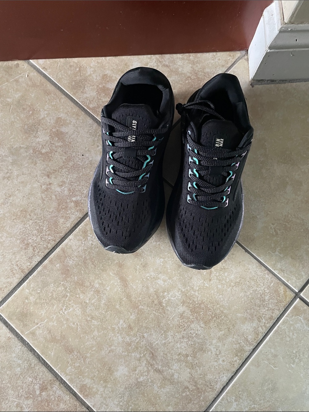 New Brooks Black Running Shoes with Teal Accents size 7